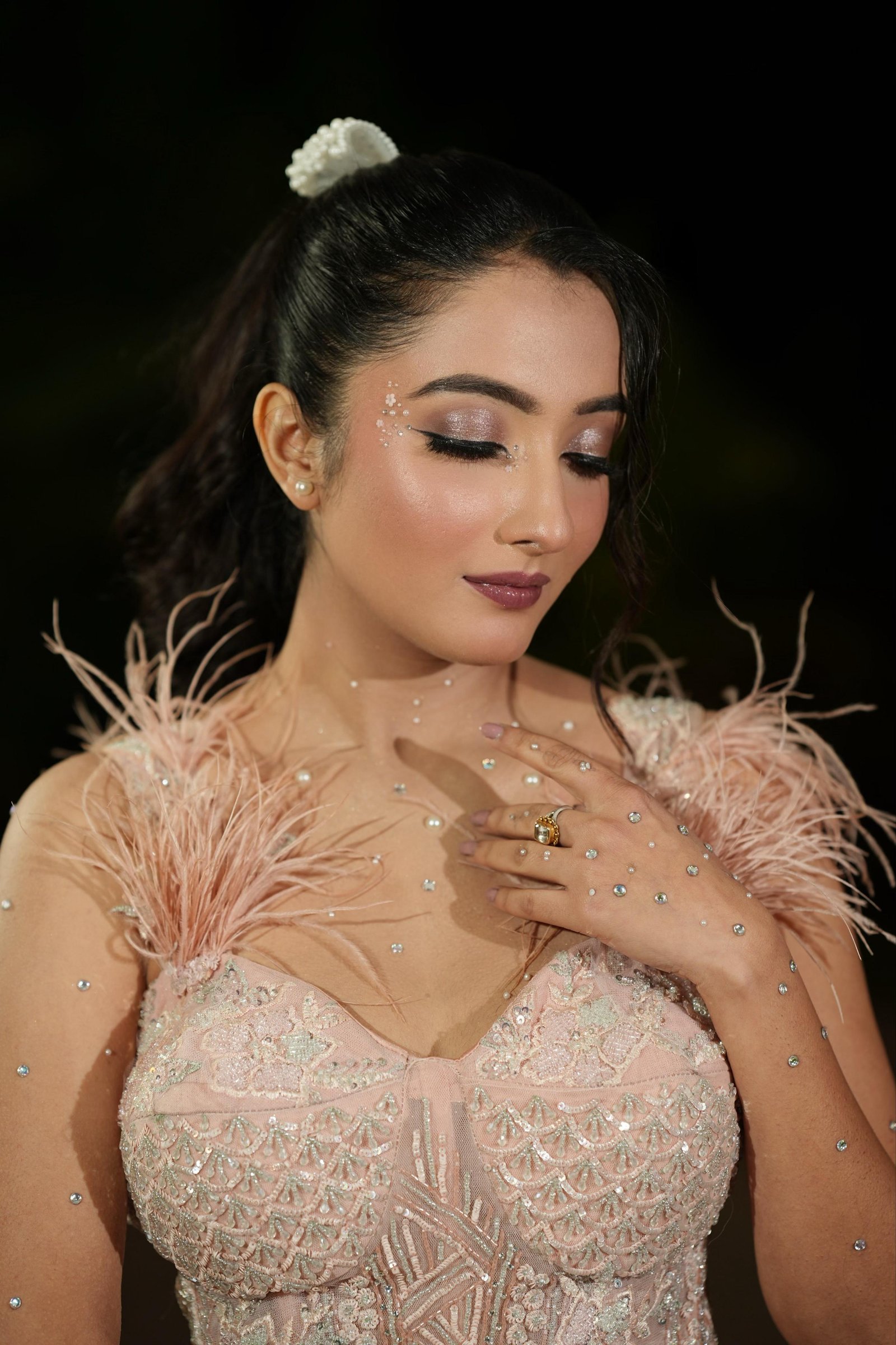 Professional hair and makeup artist in Jaipur - Reena Mewara Makeovers